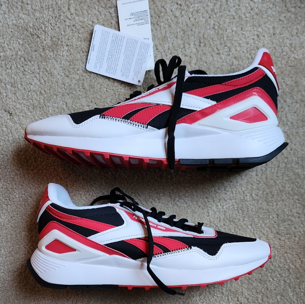 Reebok White and Red Sneakers